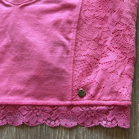 Abercrombie & Fitch Bright Pink Bralette Top Size Small - Picture 2 of 7